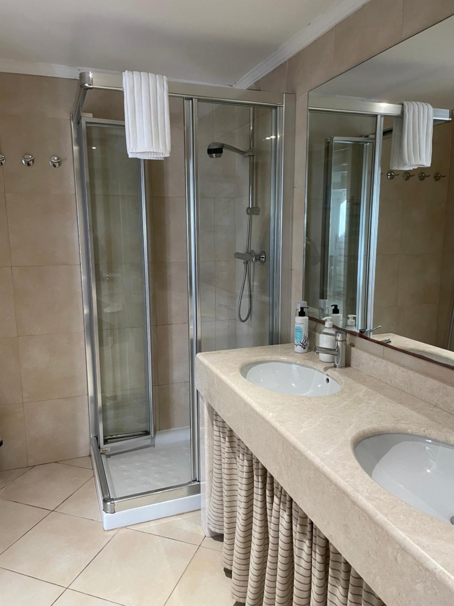 Bel Appartement Baie Plage - Wifi - Parking - Draps Et Serviettes Hendaye Ngoại thất bức ảnh